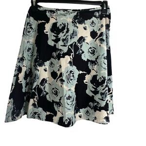 Talbots‎ Petites Aline Floral Blue/Black Knee Length Cotton Skirt Sz 2P